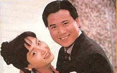 组图:周立波妻子乃温州公司老板 二婚明星谁幸