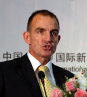 梅耶博格首席执行官 Mr.Peter Pauli