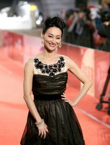 揭 老戏骨 现状:李香琴跌倒 入院  方青卓想卖地瓜