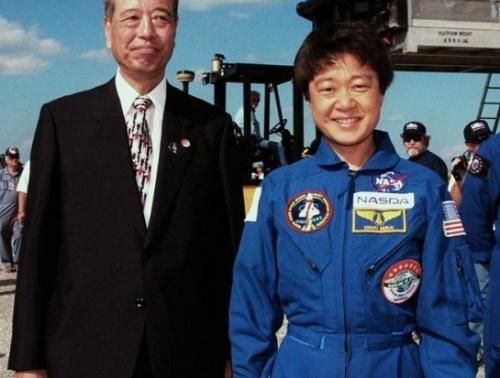 神九刚刚归来 神十女航天员就震撼曝光了!