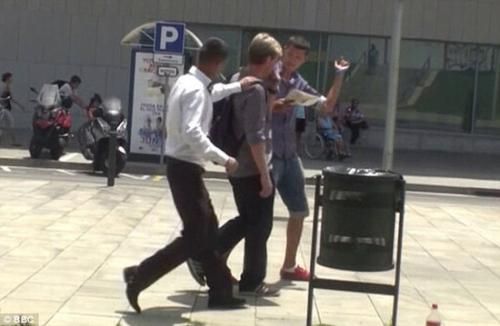 伦敦街头扒手肆虐 奥运游客别和陌生人说话