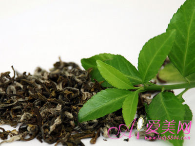 养生必知:隔夜茶的8种用途大盘点