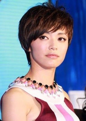 姚晨自曝已订婚图片