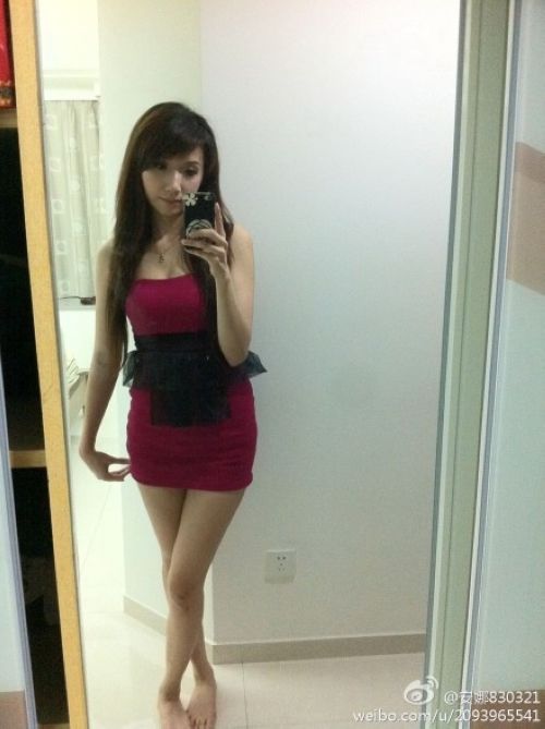 <em>我的妈妈</em>是<em>美女</em>:<em>美女妈妈</em>穿长筒皮靴:<em>美女妈妈</em>