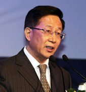 中国银监会副主席 周慕冰
