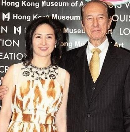 <em>澳门</em>赌王何鸿燊的女人们独家曝光集聚一堂-港