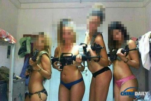 以色列女兵发内衣不雅照疯传:丁字裤挂枪支(图)