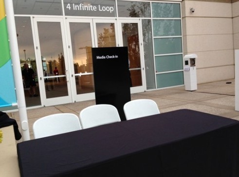 苹果新品发布会图文直播 iphone5s与iphone5c