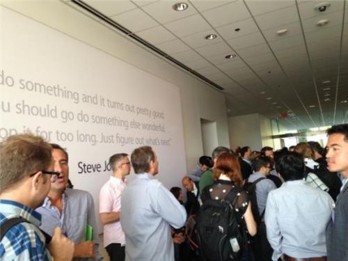 苹果发布会现场图文直播 iPhone5S、5C亮相