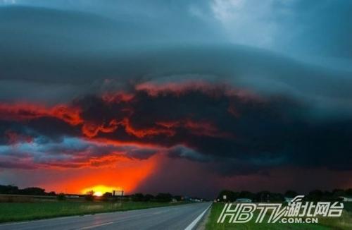 上海频降粪便雨 图揭全球恐怖极端天气奇观(组