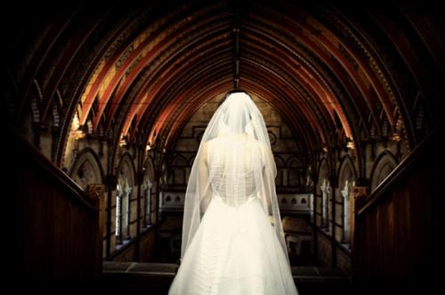 吴建豪结婚照显朋克情怀 <em>国外</em>创意婚纱<em>照片</em>欣