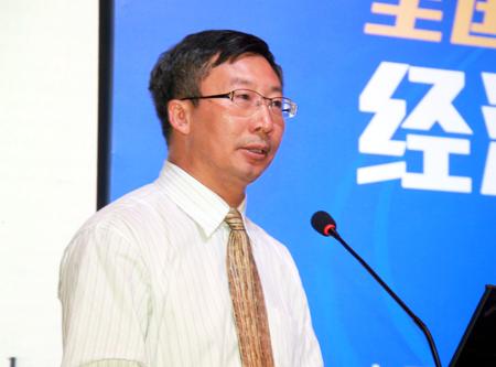 北京大学政府管理学院副院长 李国平