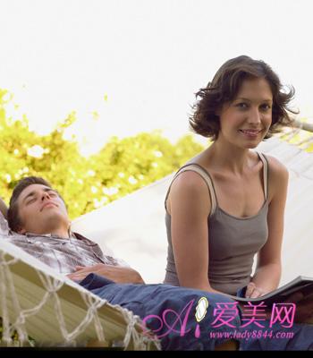 两性养生:男人最喜欢<em>抚摸女人胸部</em>的10个理由