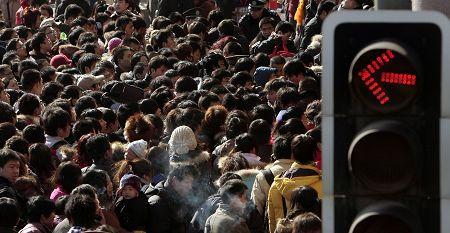 中国城市即将陷入抢人大战 20亿人从哪来?