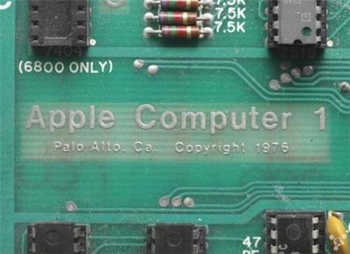 全球仅50台：乔布斯亲造Apple 1拍卖在即