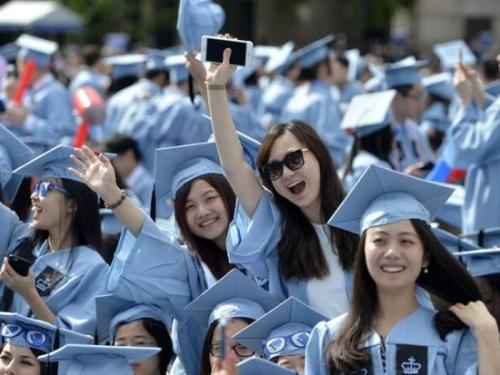51.4%中国留学生回国发展 最青睐民企