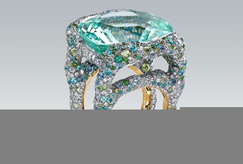 避暑戴宝石 最爱浓缩了大海 随身携带一片太平