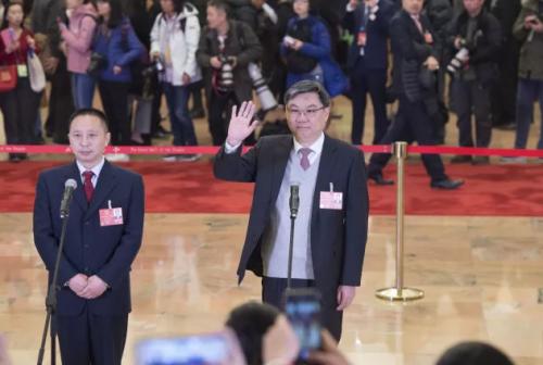 两会看点|新能源和车联网，中国引领下的全球协同