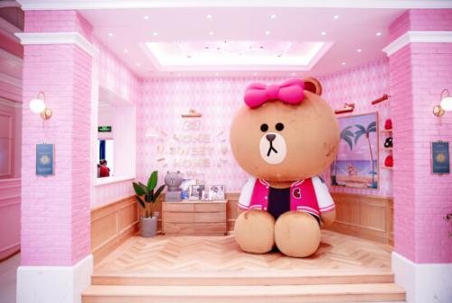 卖萌天团LINE FRIENDS在西湖边安家啦！