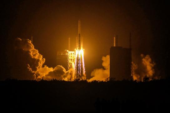中国航天再起航 “梦之蓝M6+”组团见证“嫦五”奔月