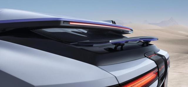 献给当代“年轻”创造者的科技豪华智能轿跑 高合HiPhi Z售价61万-63万元