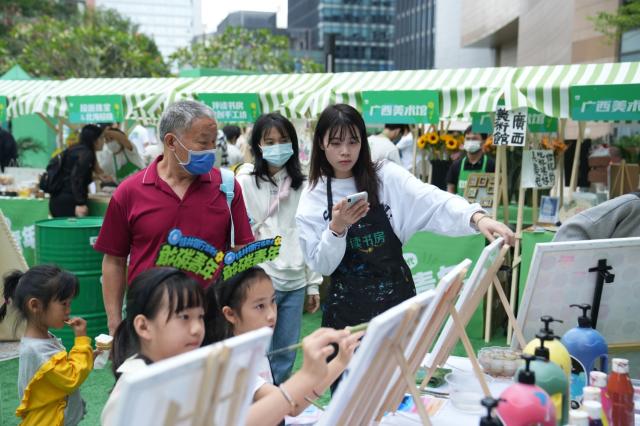 召唤「敢碳青年」，践行绿色生活 桂林银行绿色低碳信用卡正式发行