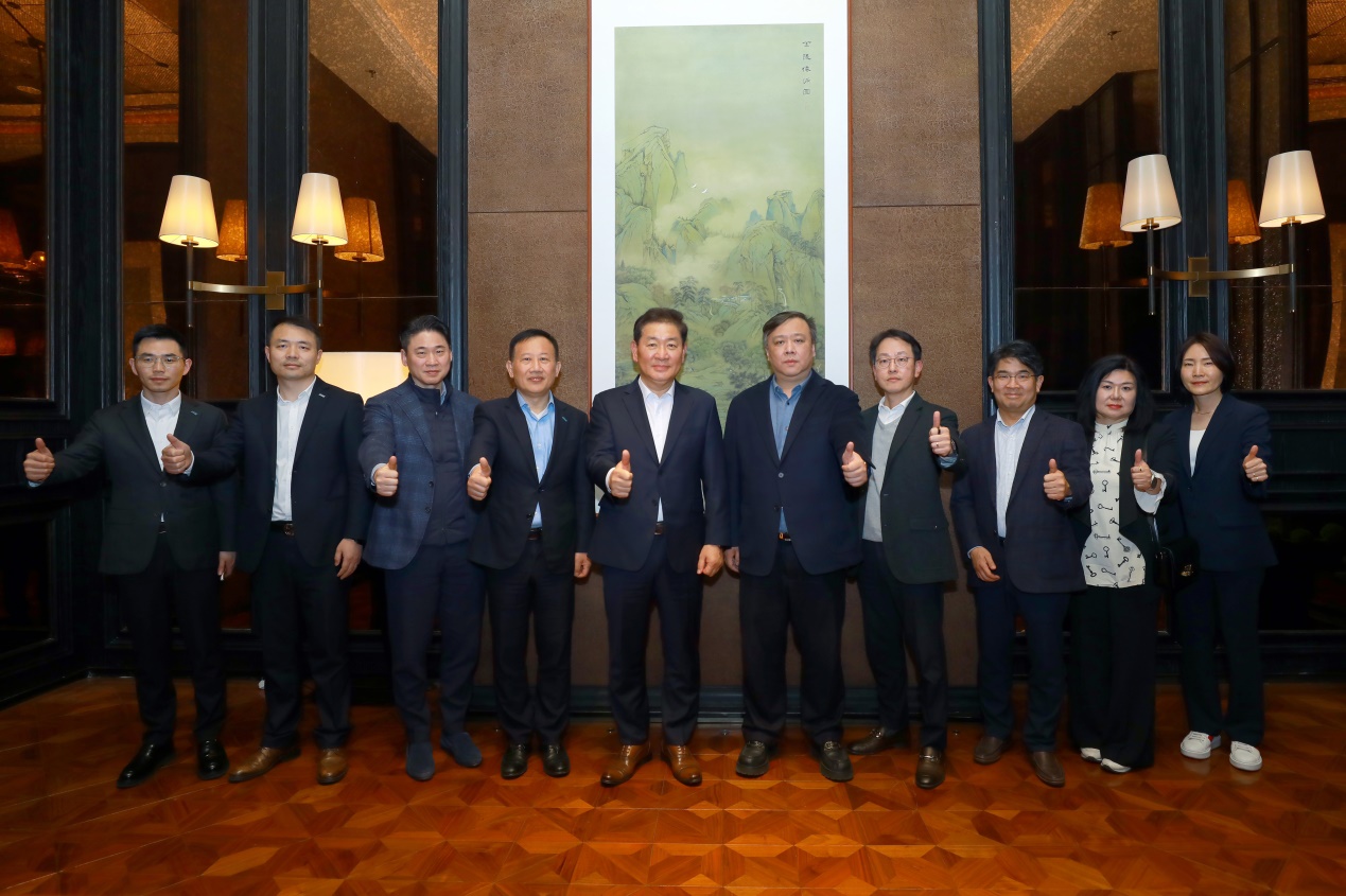 【0321定】战略合作再升级！三星电子副会长韩宗熙首站到访苏宁易购