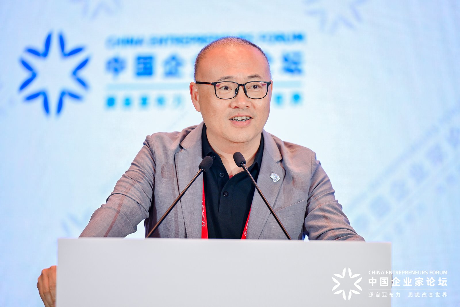 到场·2026亚布力论坛夏季年会|地平线余凯:2027年目标,超越英伟达,在中国智驾芯片市场成为第一名配图