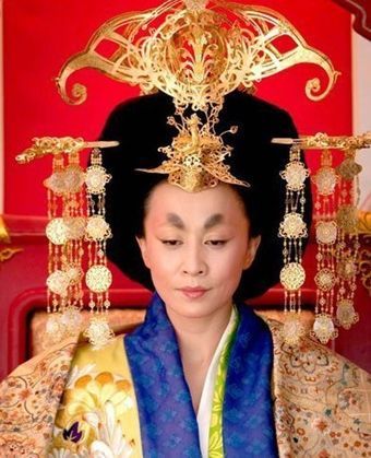 刘嘉玲武则天扮相(15/44张)
