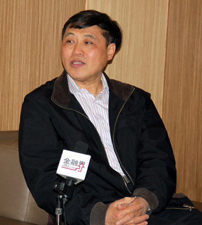 易宪容:现在还是"伪城镇化"