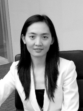 闫旭   闫旭女士,基金经理,硕士研究生.