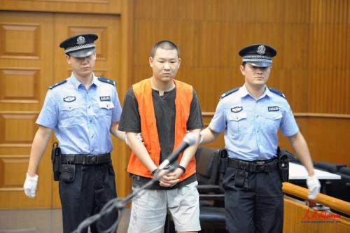 25岁的北京延庆农民尤洪涌被一中院一审判处死刑,缓期二年执行.