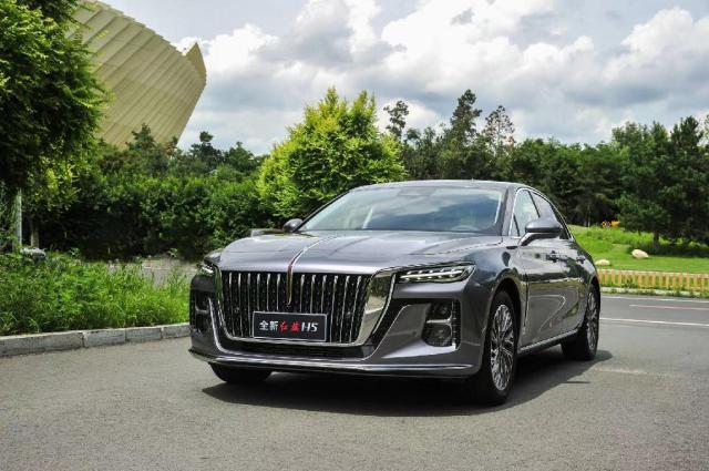 开门红跃龙门一汽红旗1月销量突破40300台同比增长829