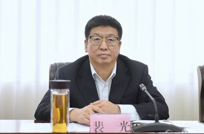 重磅!新一轮金监总局省级局长换防开启:首位保监系干部执掌北京局,58岁广东局局长裴光履新;70后银监系綦相补位王俊寿掌舵上海局…-保险-金融界