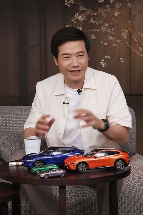 “YU7价格虚高，靠流量割韭菜”，疑似阿维塔拦截小米订单话术流出