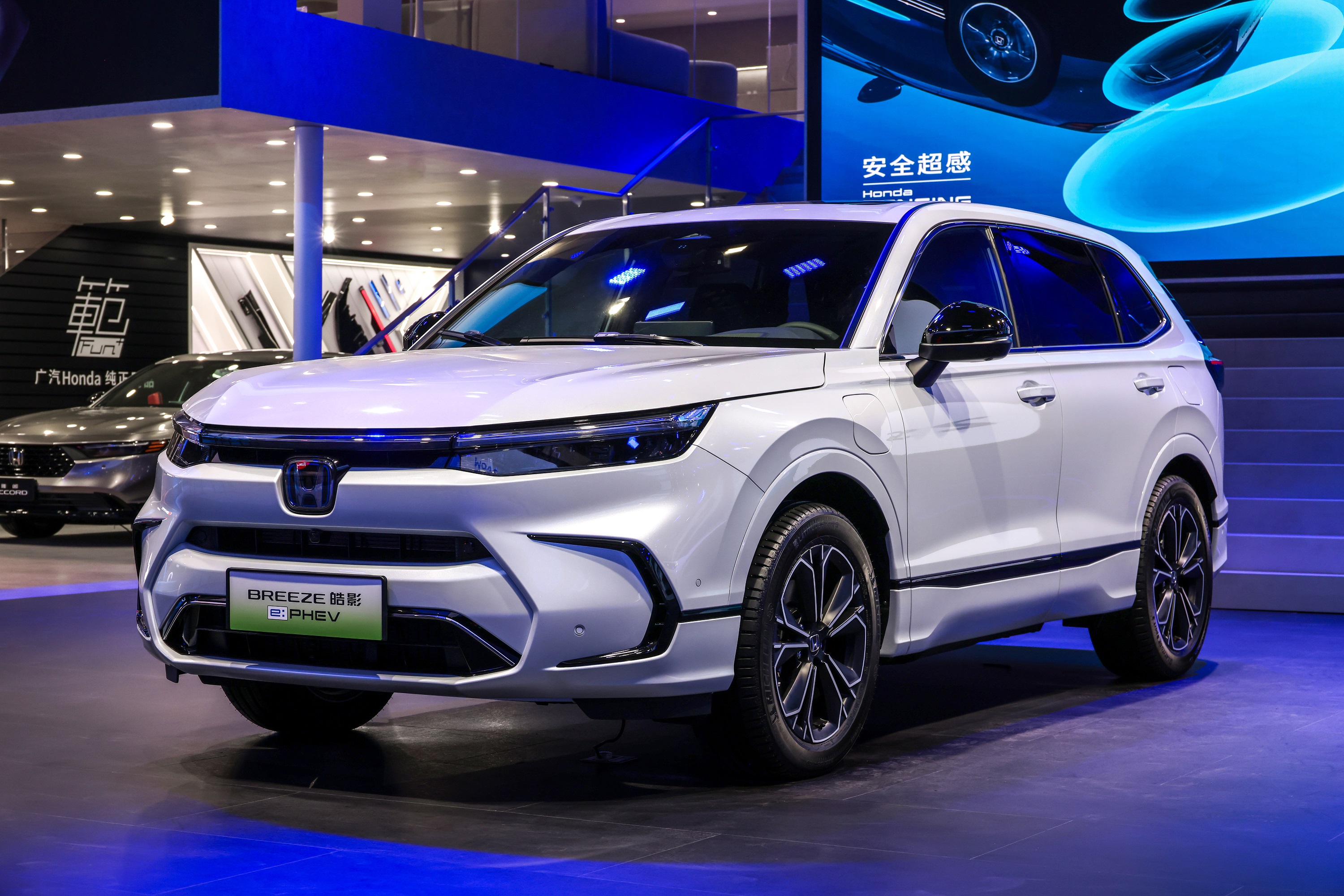 eb57cc45-cdac-45b8-8b54-e8ed3ab6e064.jpg