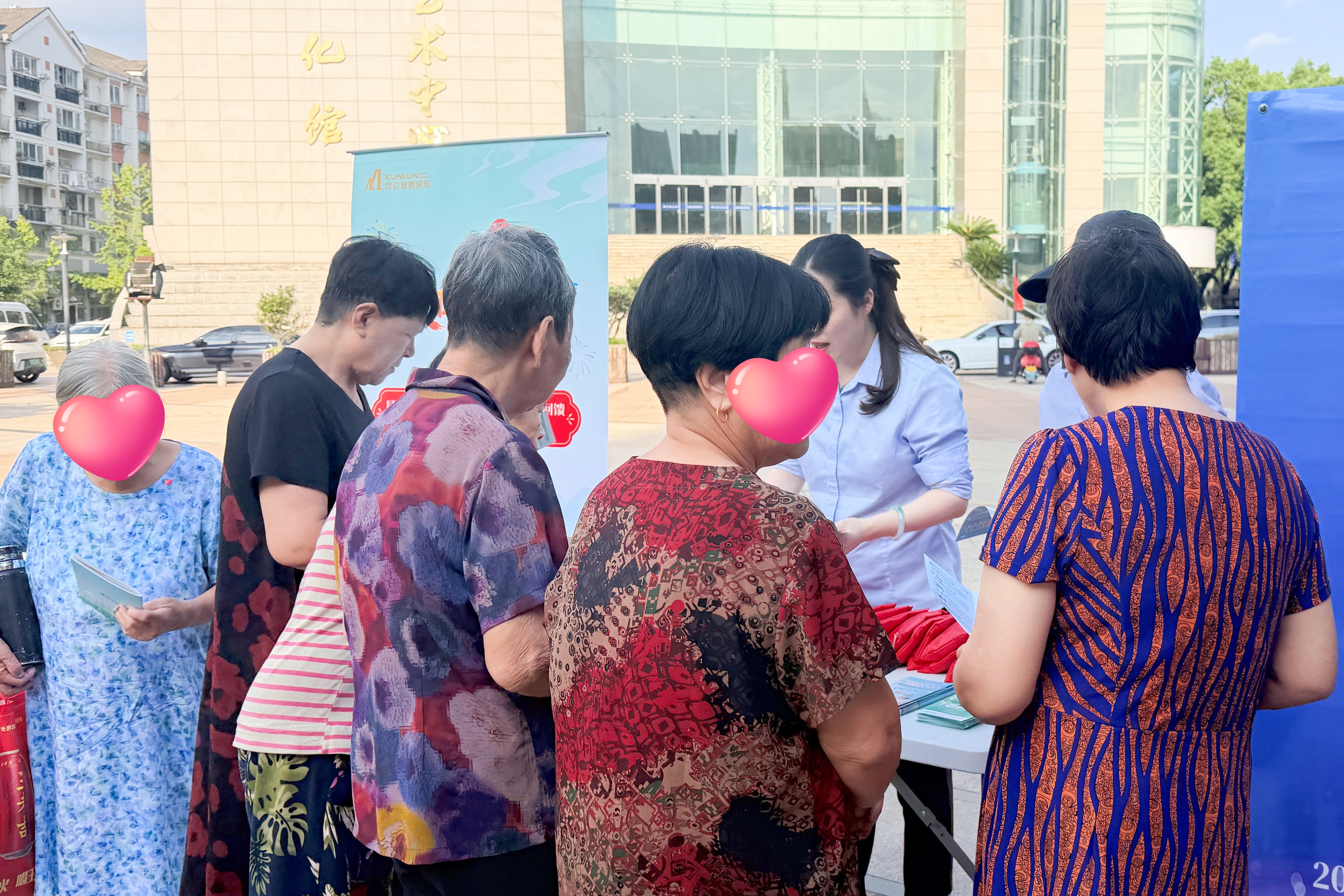 6、台州椒江剧院广场宣教.jpg